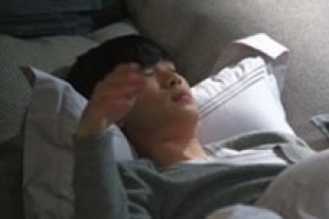 김수현 꿈결키스 비하인드, 전지현 타액 섞여 몸져누워..