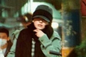 송혜교 대만 포착, 막 걸치도 가려도 ‘자체발광 여배우 포스’