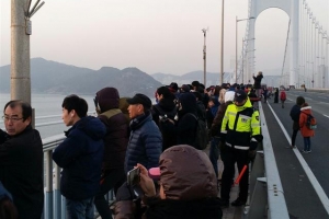 [명인·명물을 찾아서] 세계 불꽃축제·걷기대회…볼거리 넘어 지역경제 효자역할 톡톡