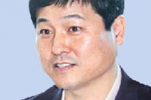 “자존심 지키는   멋진 어른이 되길”  성북구청장, 자선다이어리 참가