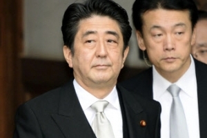 아베 “헌법 개정해야”…또 개헌론 제기