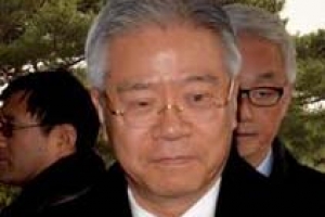 현재현 동양 회장·前임원 등 4명 구속