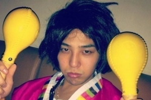 지드래곤 각설이 패션 ‘핫핑크 색동저고리가 웬말?’ 경악