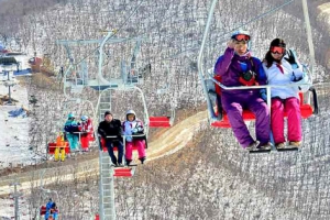 北 마식령스키장 직원 “김정은 스키 타는 모습 멋져”…中 신화망 보도