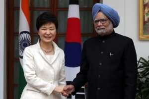 한국-印 정상회담, ‘전략적동반자관계’ 발전 합의