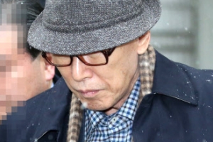 ‘150억 배임’ 조용기목사 父子 5년 구형