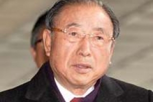 ‘불구속’ 조석래 효성 회장  신병 치료 위해 美로 출국