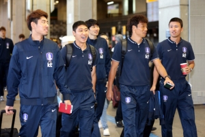 “훈련·캠프 만족”… 과제는 수비진과 플랜B