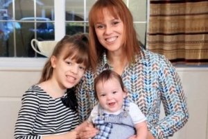 8살 차이 쌍둥이 남매 “어떻게 이런 일이!” 체외수정 했다가..