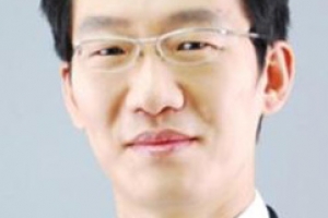 “자동차 업체 회피보다 기술개발 투자해야”