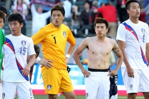 3경기서 1득점 6실점… 공·수 모두 불합격