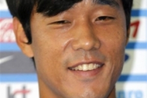 박주영, 왓포드 데뷔전…박지성은 풀타임