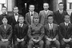 70~80년만에 깨어나다