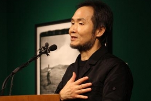 “15년 亞 오지 돌며 말로 할 수 없는 진실 담았죠”