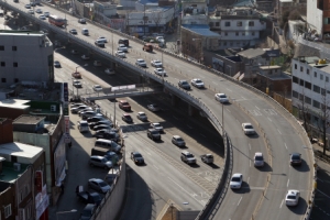 ‘국내 1호’ 아현고가도로 역사 속으로