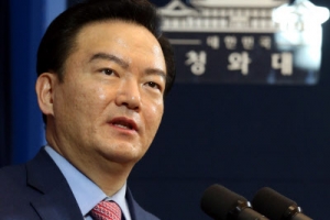 靑 새 대변인 민경욱… 2기 단독체제로