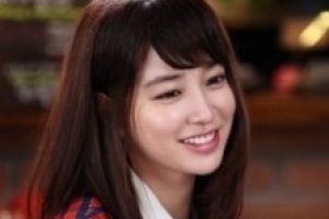 이민정, 결혼 후 물오른 꽃미모 ‘앙큼한 돌싱녀’