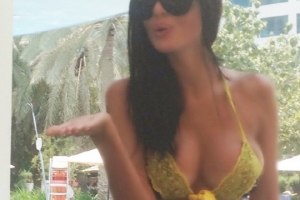 ‘노화 고백’ 자밀라 두바이에서 남자친구와…깜짝