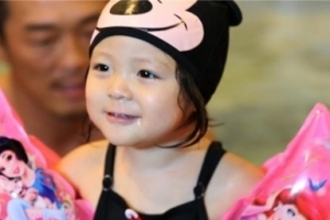 추사랑 미니마우추 변신, 수영복에서 찜질복까지 ‘깜찍 폭발’