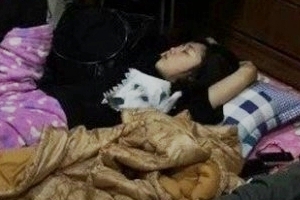 정은지 잠버릇, 걸그룹 멤버의 충격적 숙면 자세 ‘학다리 권법’