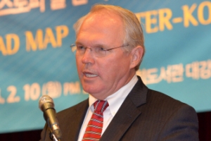 “日 정치인들 큰 그림은 못 본다”