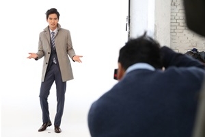 이진욱 비하인드컷, 남성적 터프함+소년 같은 순수함 ‘수상한 그대’