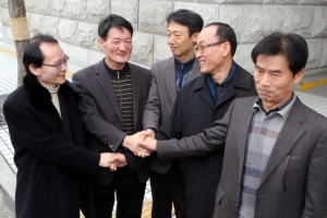 ‘부림사건’ 재심 청구 5명 33년 만에 무죄 판결