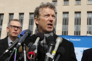 폴 상원의원, 오바마 고소는 대선노린 꼼수?