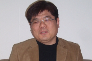 [저자와 차 한잔] ‘사유와 매혹’ 펴낸 박홍순 씨