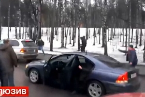 러, 운전시비중 도로에서 총격전 영상 ‘살벌’