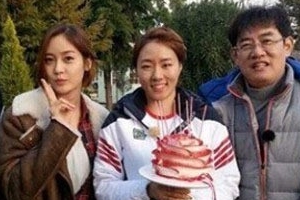 이상화 힐링캠프 인증샷, 성유리 옆에 섰는데 이정도? ‘얼굴크기 반전’