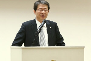 류길재 “내년엔 새로운 통일방안 만들어야”