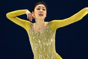 김연아, 쇼트서 시즌최고 74.92점… ’근소한 선두’