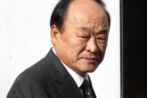 ‘일당 5억’ 허재호 前회장 뉴질랜드서 입국해 노역