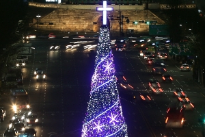 서울광장 종교시설물 설치 기준 확정된 것 없어…서울시 “주최 측과 협의해 자율 결정”