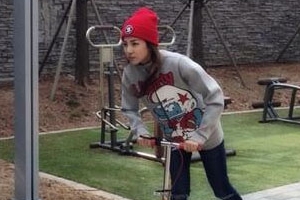 산다라박 퀵보드 타고 출근 “콘서트 리허설장 가요”