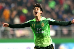 [AFC축구] 두 골 이승기 “전북 화끈한 공격 축구 기대하세요”