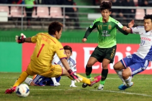 [AFC축구] 울산의 짜릿한 첫걸음…웨스턴시드니에 역전승