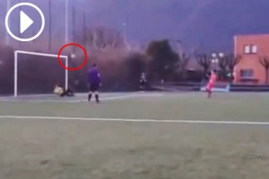 골키퍼 승부차기 막고 세레모니 하는 사이 골인 ‘황당’