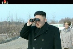 ‘감금설’ 北 실세 최룡해, 김정은 옆에서…