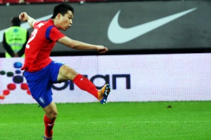 믿고 쓴 홍명보… 믿음 준 박주영