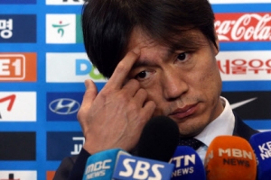 홍명보 “박주영에게 집중되는 관심은 부담”