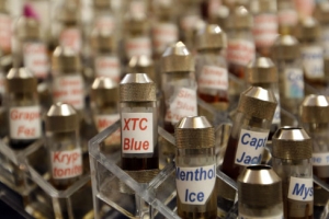 미국서 설땅 잃은 전자담배…규제 봇물