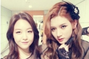 뉴이스트 렌 여장, 민아 일반인 만드는 미모 “여자보다 더 예뻐” 경악