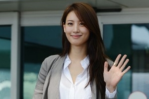 수현 어벤져스2 첫 공식일정 LA 출국, 우월 비주얼 “할리우드 반할 만”