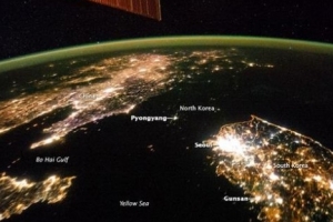 우주에서 본 아시아의 밤…북한 도대체 어떻게 보이나?