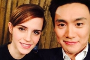 오상진, 엠마 왓슨과 다정한 셀카 ‘상상초월 국제적 인맥’