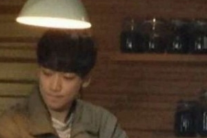 비 유역비 촬영 현장, 김태희 아닌 다른 여성과 함께? ‘연인 분위기’