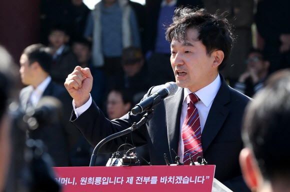 제주도지사 선거 출마 선언하는 원희룡