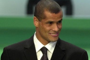 ‘왼발의 달인’ 히바우두  24년 신은 축구화 벗는다